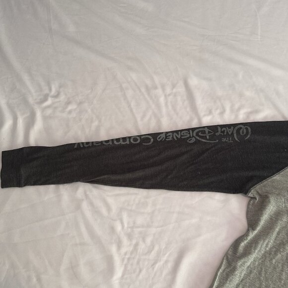 Disney Parks Cast Exclusive Mickey Mouse Henley Shirt Knit Gray Men’s M - Picture 4 of 12